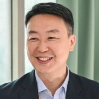 Profile picture of Lee tan